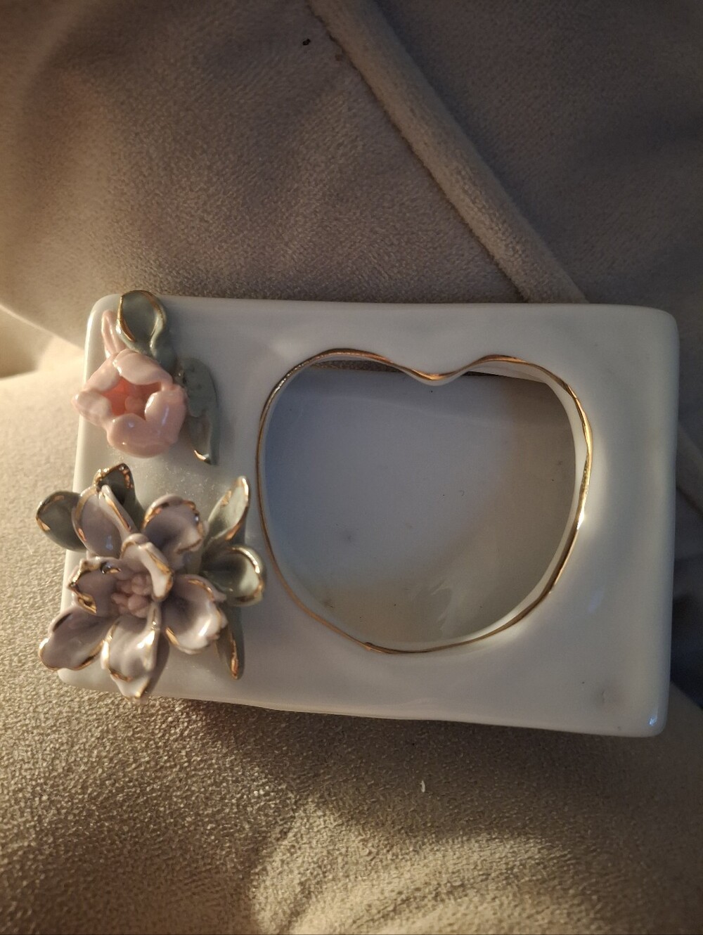 Elegant Ceramic Floral Photo Frame - Pink & Gold Accent Mini Frame..